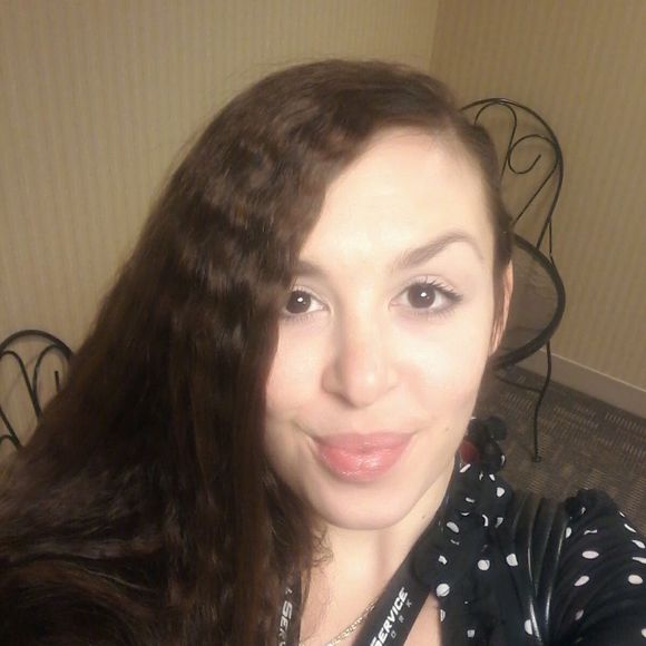 Meet your Posher, Natalie - Picture 1 of 1